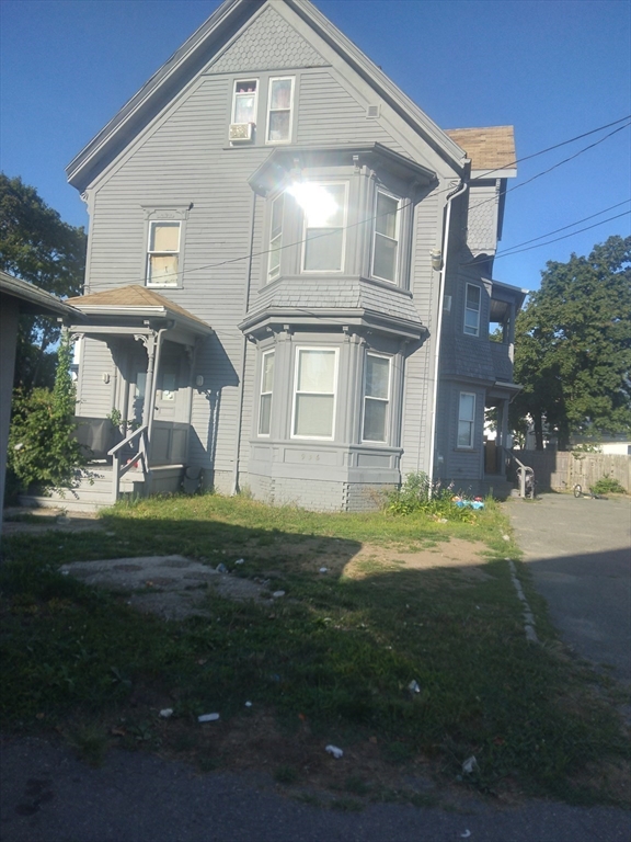 936 Warren Ave, Brockton, Massachusetts, 6 Bedrooms Bedrooms, 14 Rooms Rooms,3 BathroomsBathrooms,Residential Income,For Sale,Warren Ave,73415907