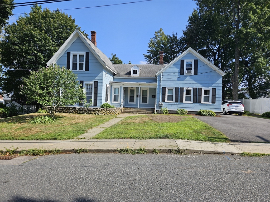 44 Chestnut Street, Marlborough, Massachusetts, 3 Bedrooms Bedrooms, 6 Rooms Rooms,1 BathroomBathrooms,Residential Lease,For Rent,Chestnut Street,73415939